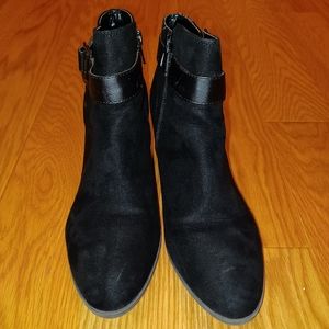 Unisa black suede booties size 8